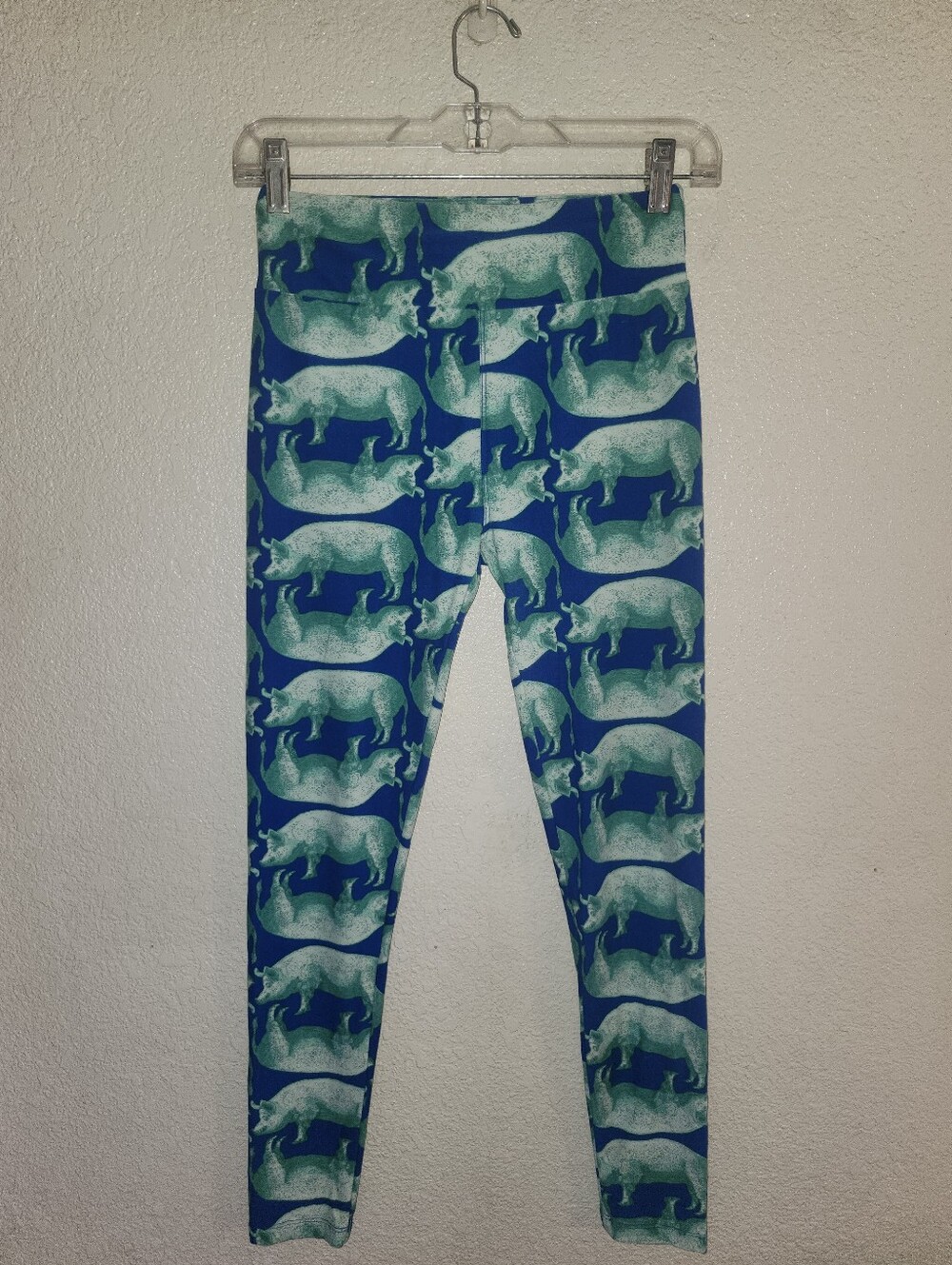 🐖EUC LuLaRoe "All Over Pigs🐖Print Leggings" Blue💙 w/Green💚Pigs🐖 Sz One Size